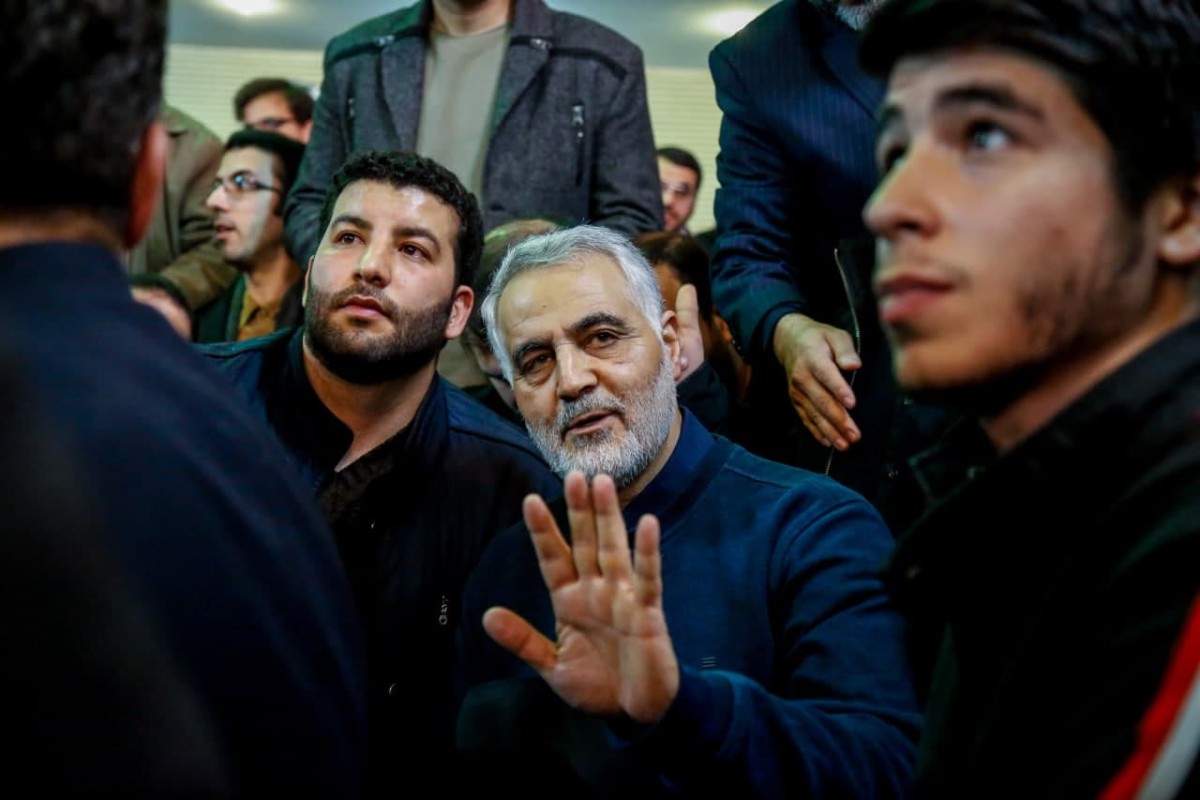  General Qassem Soleimani, tearful upon hearing a monody for martyrdom