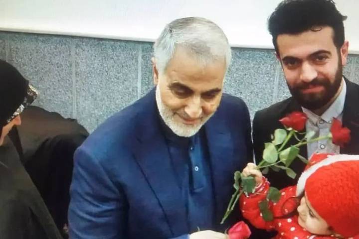  کاش می شد  حال خوب را ، لبخند زیبا را، بعضی دوست داشتن ها را ، خشک کرد..