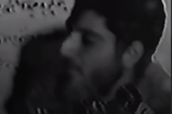 بگویید مسافر بود و به قافله پیوست